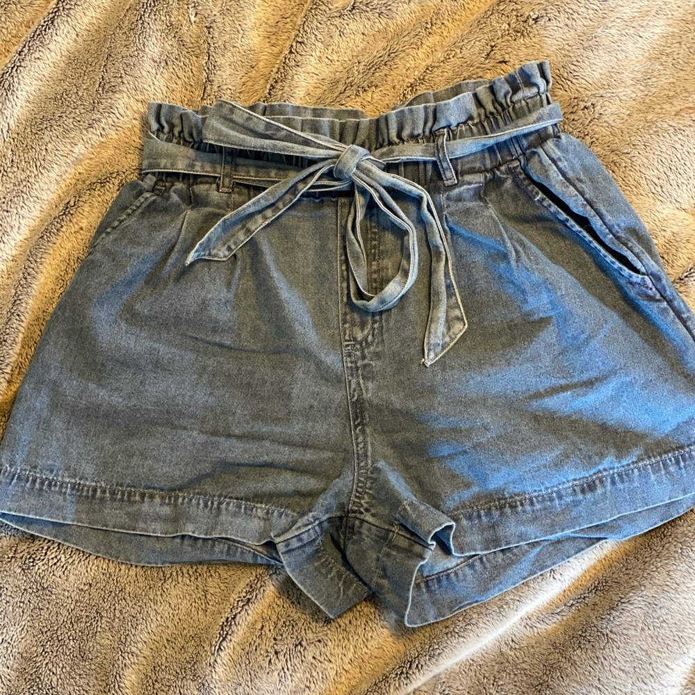 American Eagle Denim Mom shorts